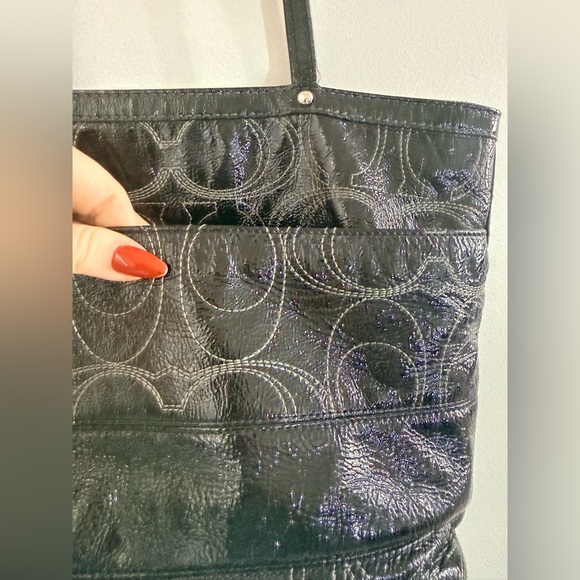Coach Signature Sis Stitch Black Medium Tote Bag - Picture 6 of 13